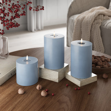 LED-Blockkerzen Ø 10 x 10 + 15 + 20 cm Eisblau