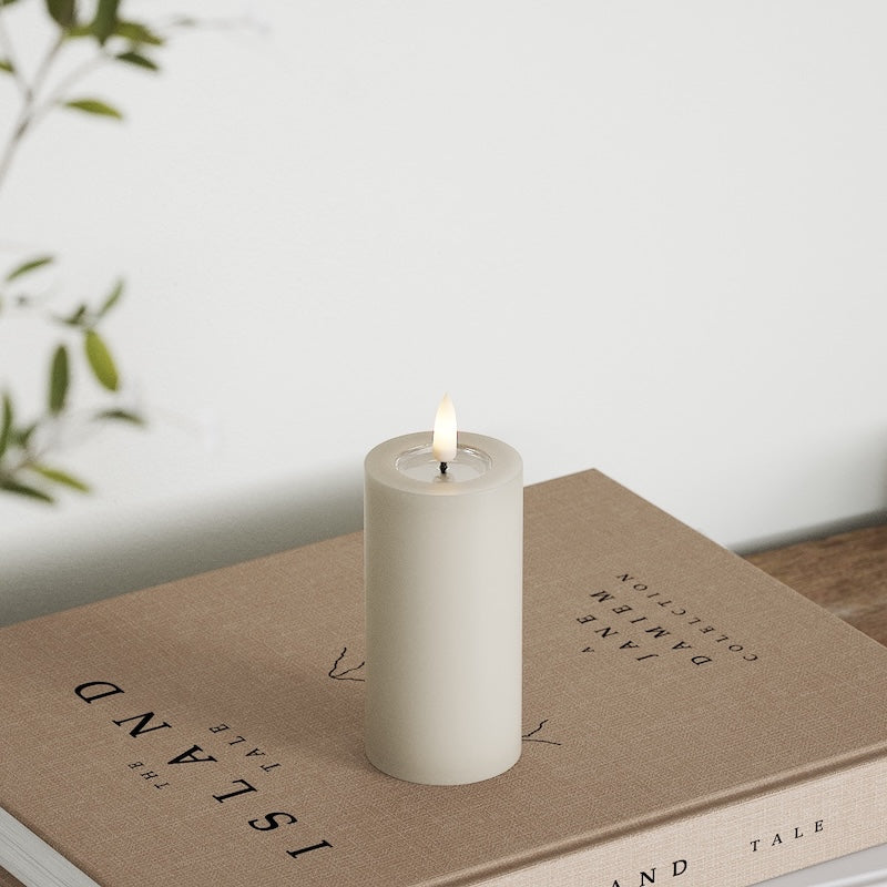 Deluxe Homeart LED Blockkerzen Ø 5 x 10 cm Sand