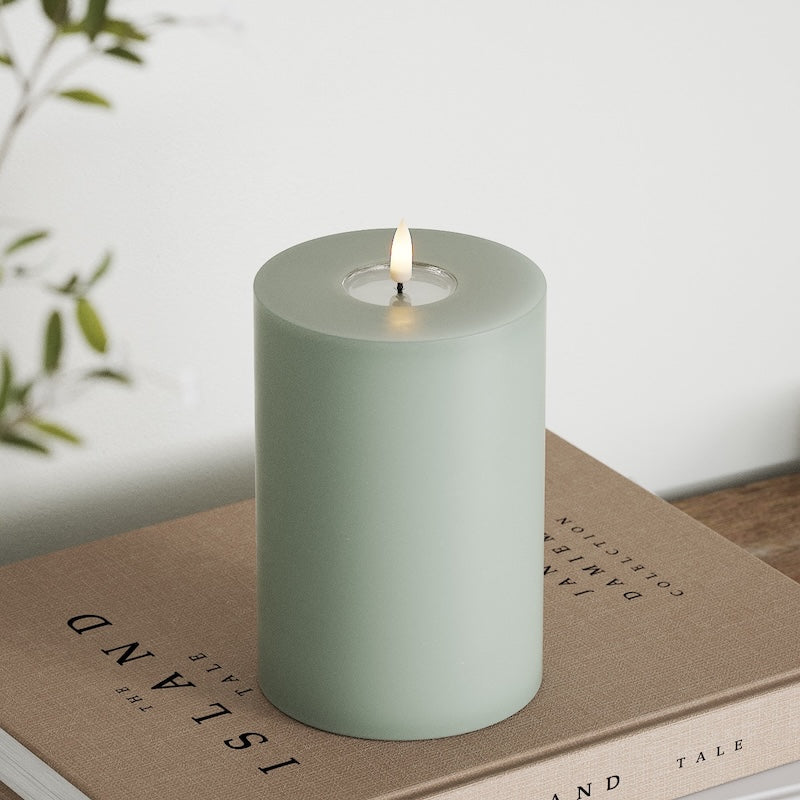 Deluxe Homeart LED Blockkerzen Ø 10 x 15 cm Salbeigrün