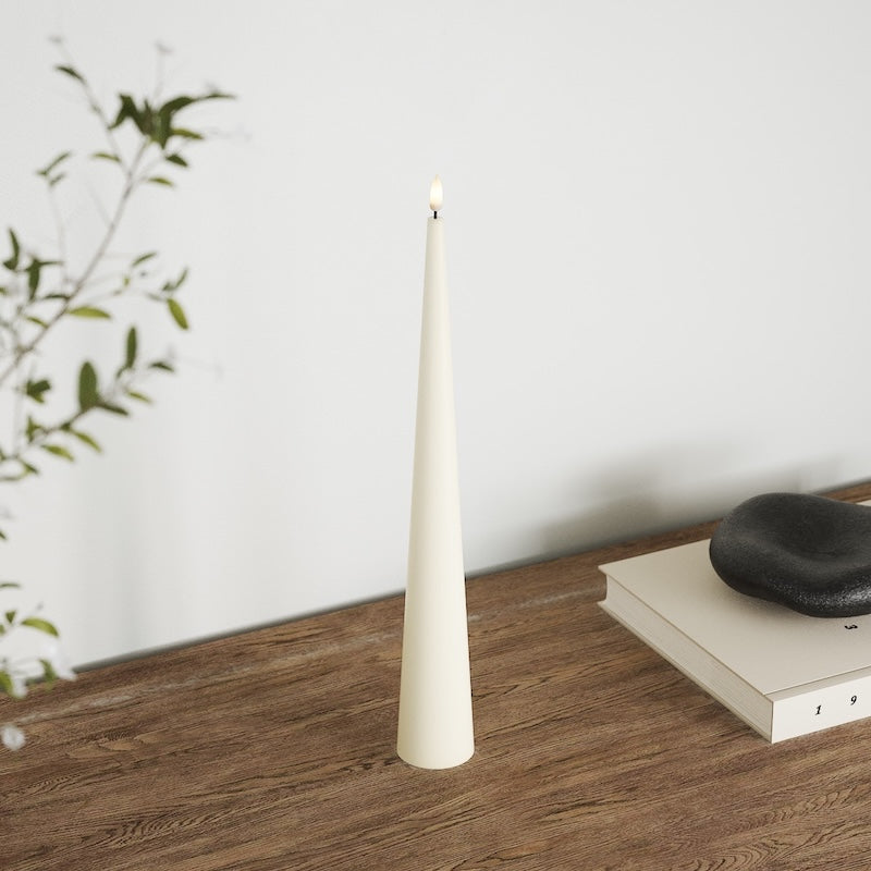 Deluxe Homeart Kegelleuchte D 5 x H 38 cm Creme