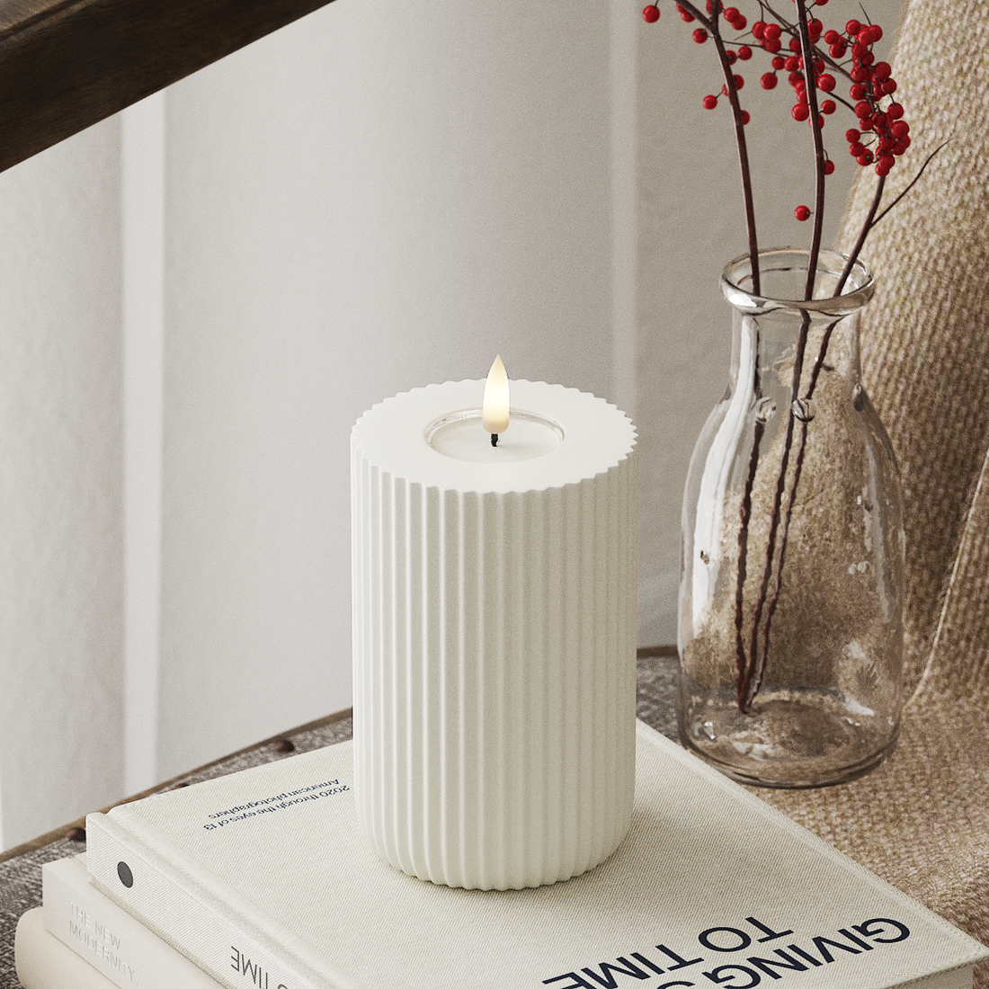 Deluxe Homeart Solid Stripe LED Blockkerzen Ø 8 x 12,5 cm Weiß LED Form 4